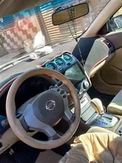 نيسان ألتيما